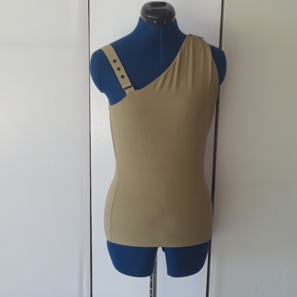The limited stretch shirt